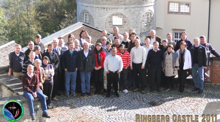 Gruppenbild auf Schloss Ringberg Group